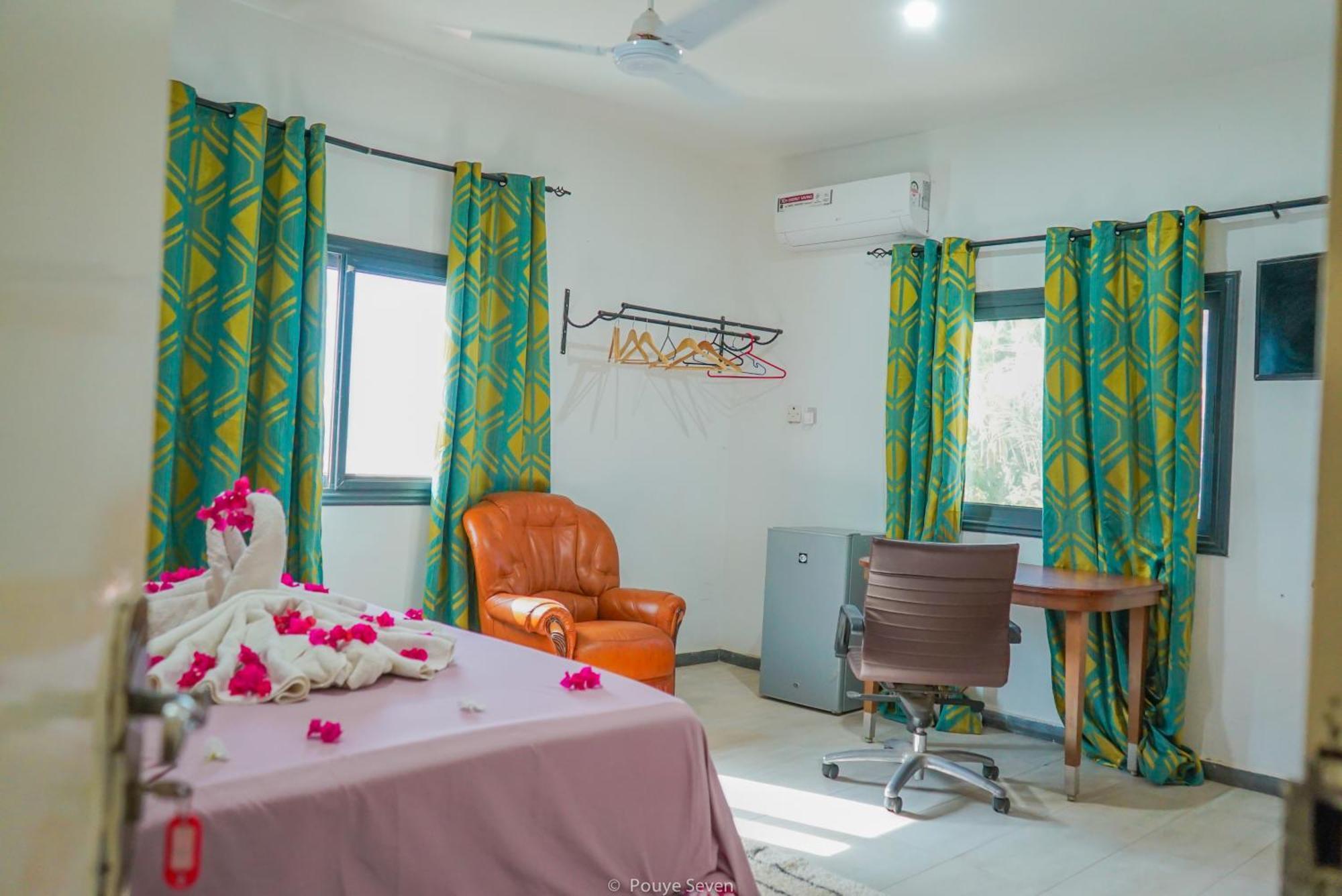 Mgm Apartments Gambia Kololi Exteriér fotografie
